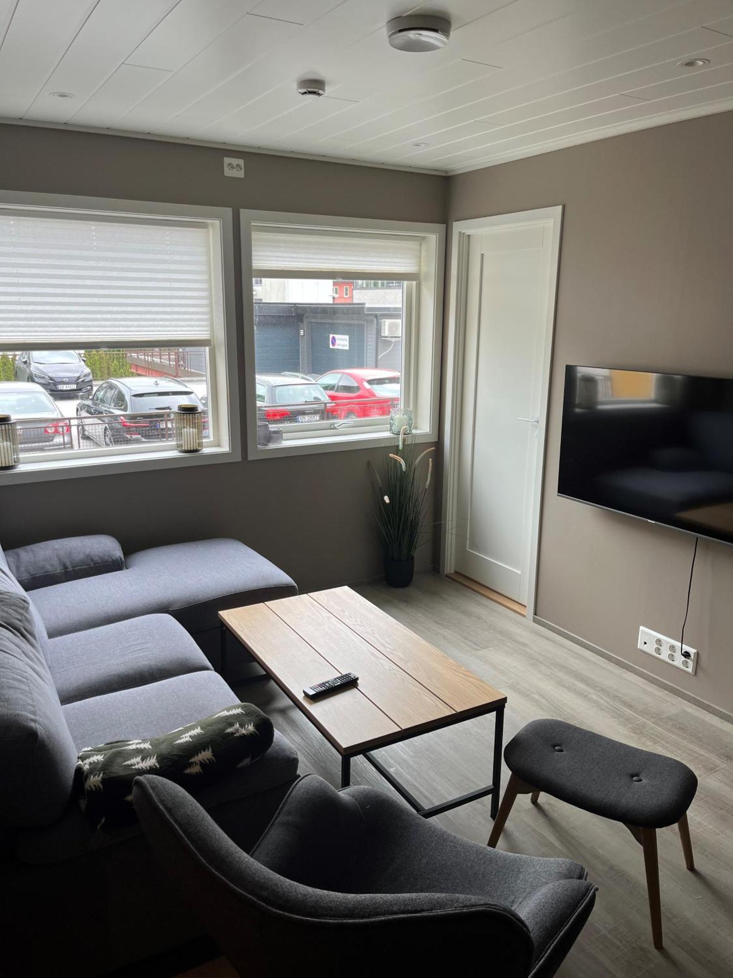New 1 Bedroom Apartment