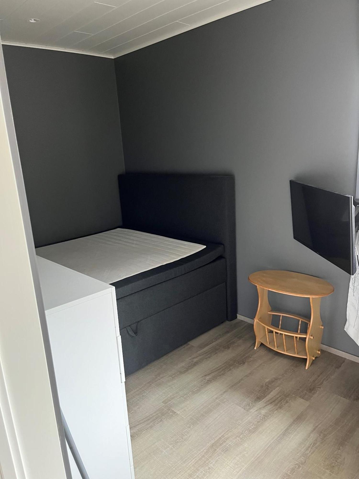 New 2 Bedrooms Leilighet *